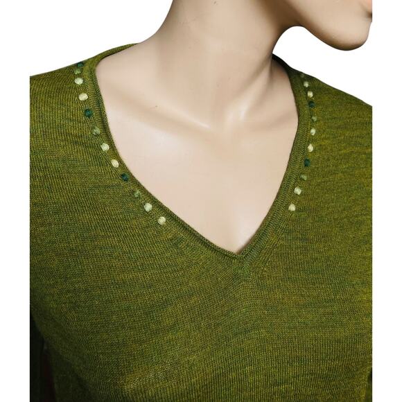 100% Baby Alpaca Made in Peru V-Neckline Sweater Long Sleeves Size Small - Picture 2 of 10